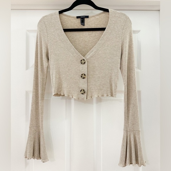 Forever 21 Cropped Ribbed Button Front Top Tan Trumpet Sleeve sz Small - Picture 6 of 9